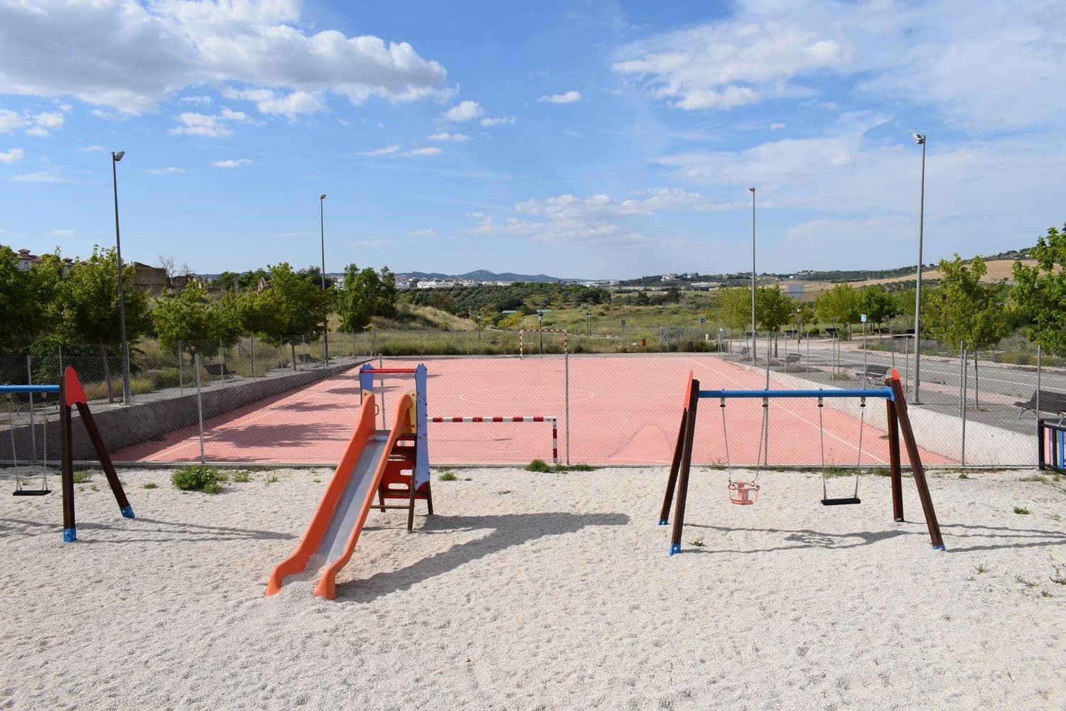 3 bedroom Townhouse for sale in Ronda with garage - € 235,000 (Ref: 9523920)