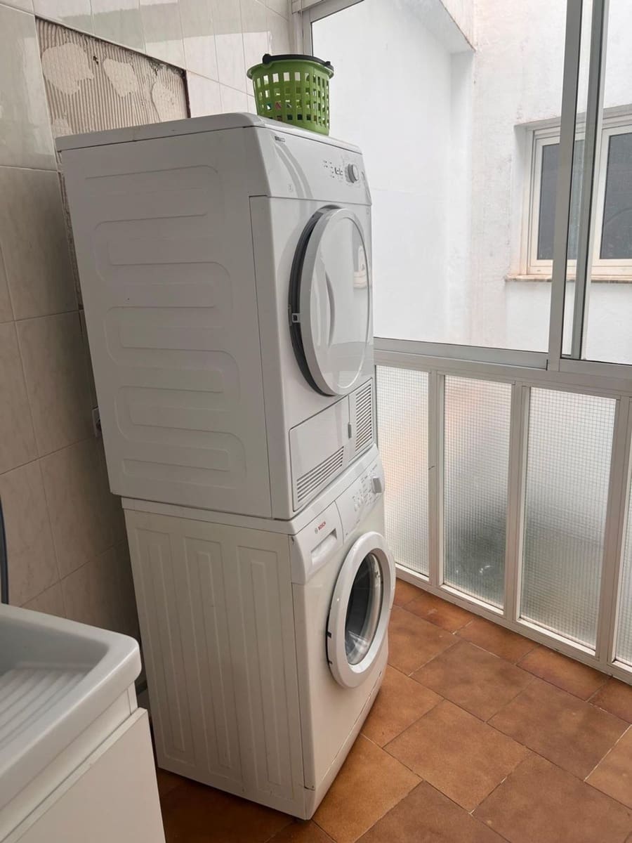 3 bedroom Apartment for rent in Ronda with garage - € 800 (Ref: 9543006)