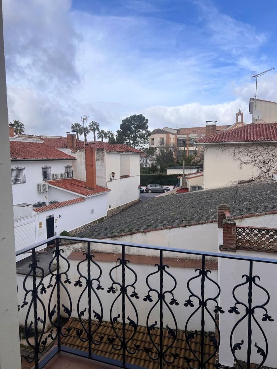 3 bedroom Apartment for rent in Ronda with garage - € 800 (Ref: 9543006)