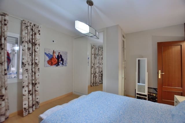 Apartamento de 3 habitaciones en Ronda en venta con garaje - 145.000 € (Ref: 9564294)