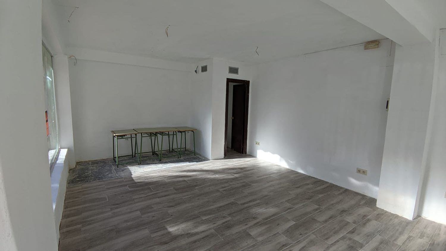 Kaupallinen myytävänä paikassa Ronda - 89 900 € (Ref: 9604482)