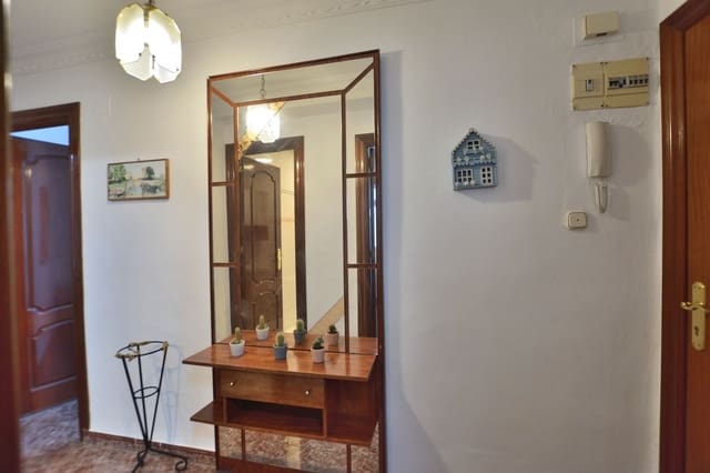 Apartamento de 3 habitaciones en Ronda en venta con garaje - 129.000 € (Ref: 9618898)