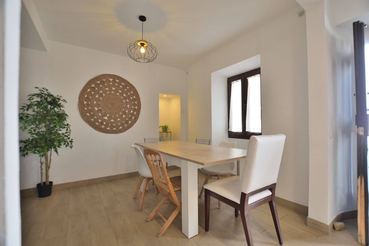 3 makuuhuone Omakotitalo myytävänä paikassa Ronda mukana 
autotalli - 169 000 € (Ref: 9632868)