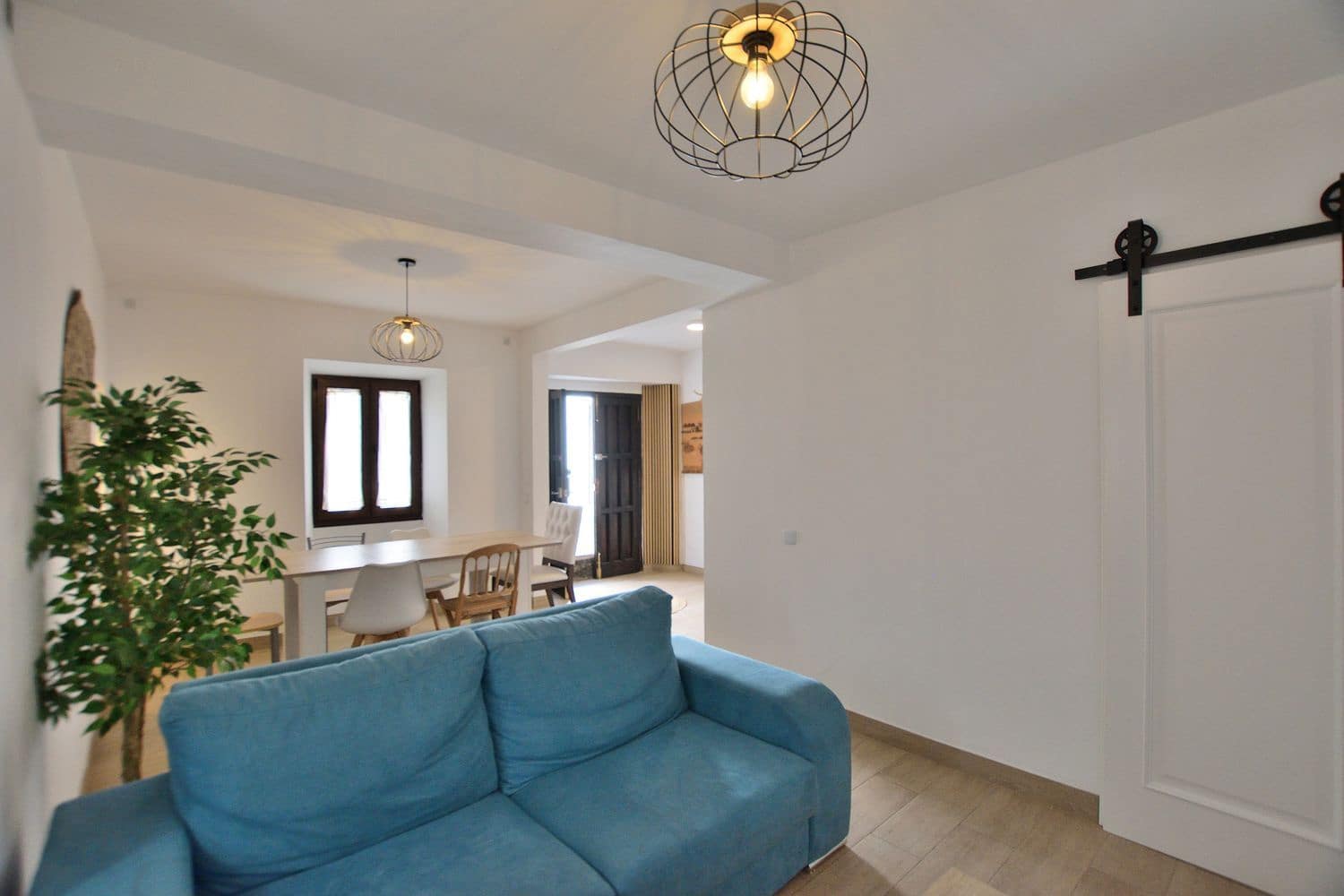 3 makuuhuone Omakotitalo myytävänä paikassa Ronda mukana 
autotalli - 169 000 € (Ref: 9632868)