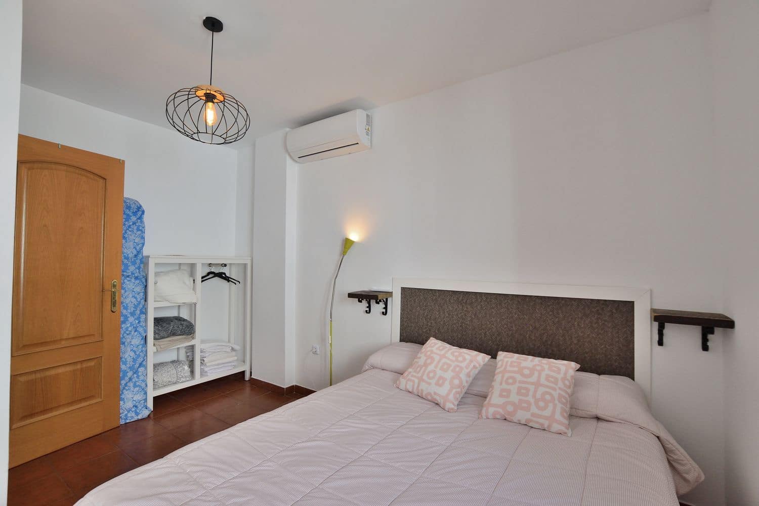 3 makuuhuone Omakotitalo myytävänä paikassa Ronda mukana 
autotalli - 169 000 € (Ref: 9632868)