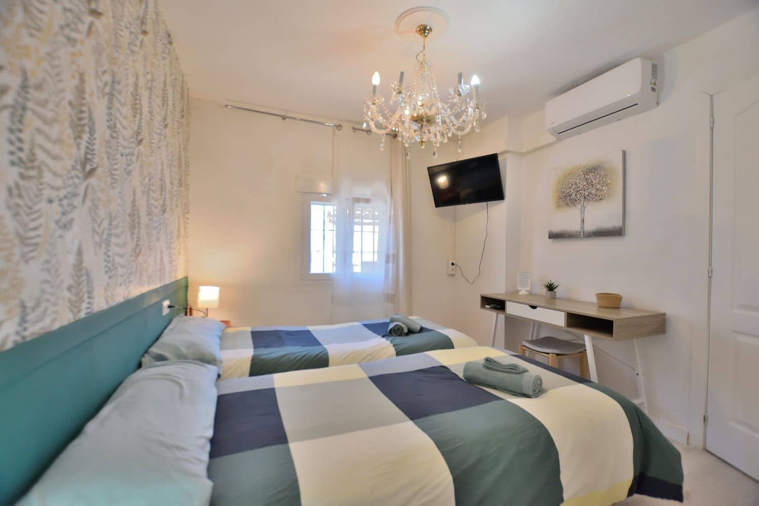 3 bedroom Townhouse for sale in Ronda with garage - € 240,000 (Ref: 9651050)