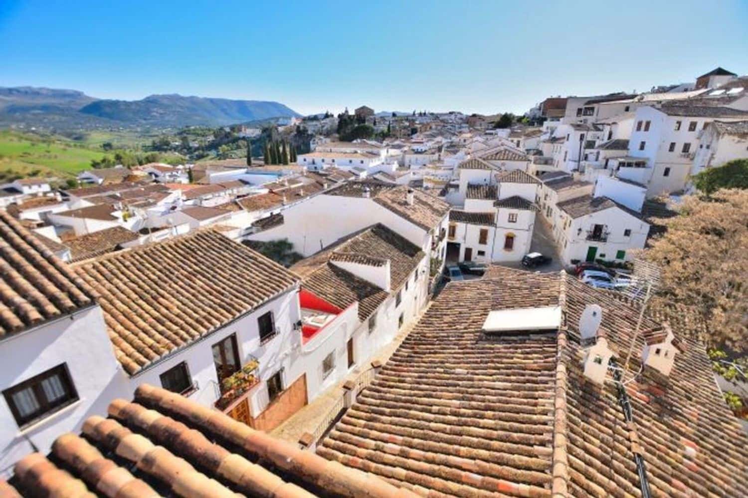 3 bedroom Townhouse for sale in Ronda with garage - € 219,000 (Ref: 9651050)