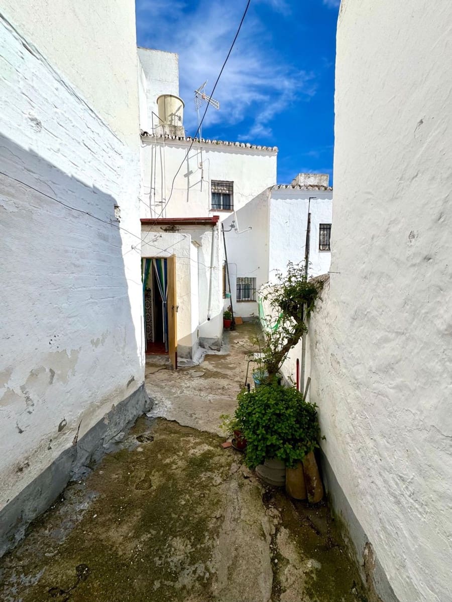 3 sypialnia Dom na sprzedaż w Olvera z garażem - 52 000 € (Ref: 9654524)