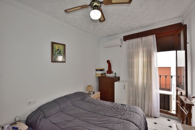 4 bedroom Townhouse for sale in El Gastor with garage - € 335,000 (Ref: 9654526)