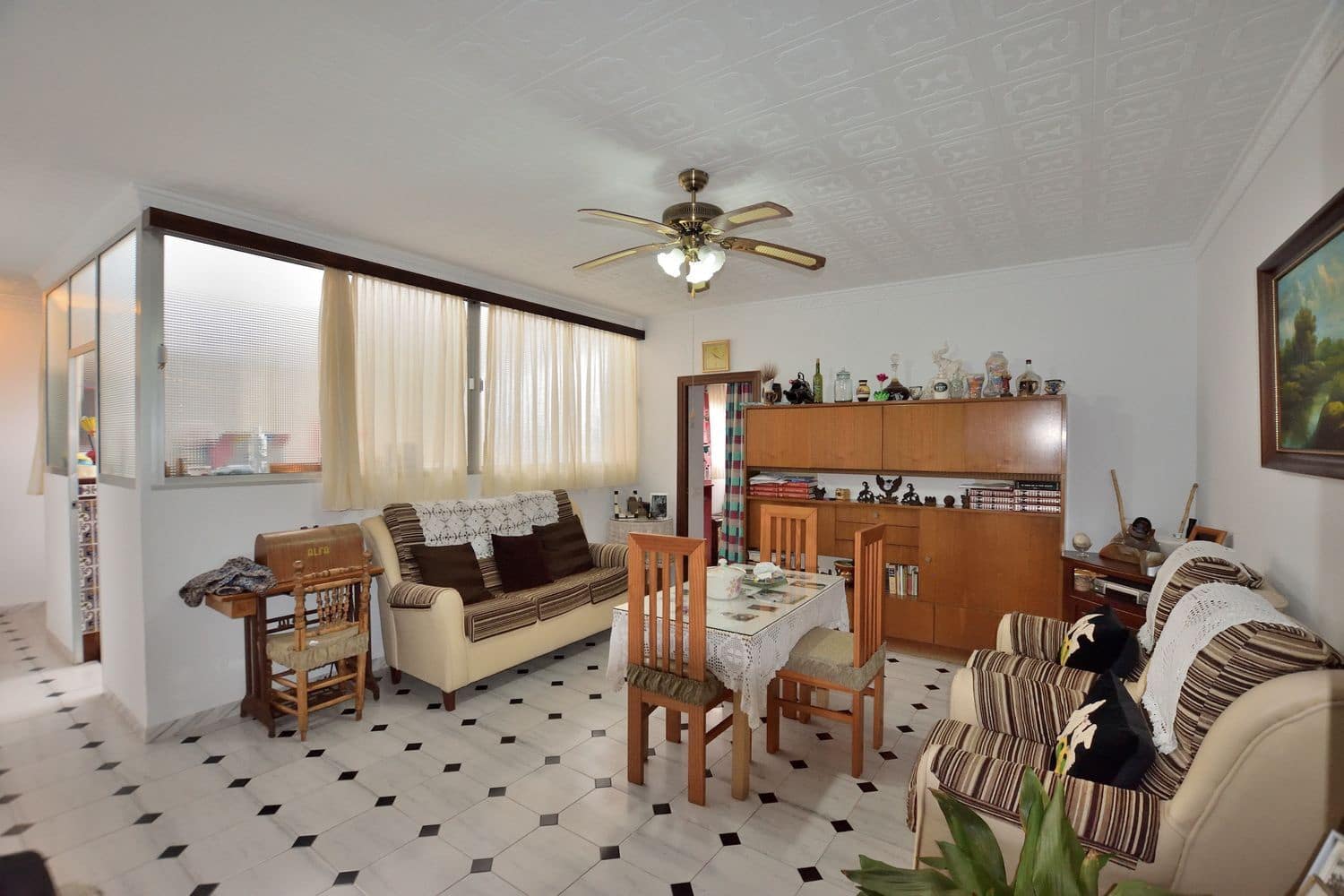 4 bedroom Townhouse for sale in El Gastor with garage - € 335,000 (Ref: 9654526)