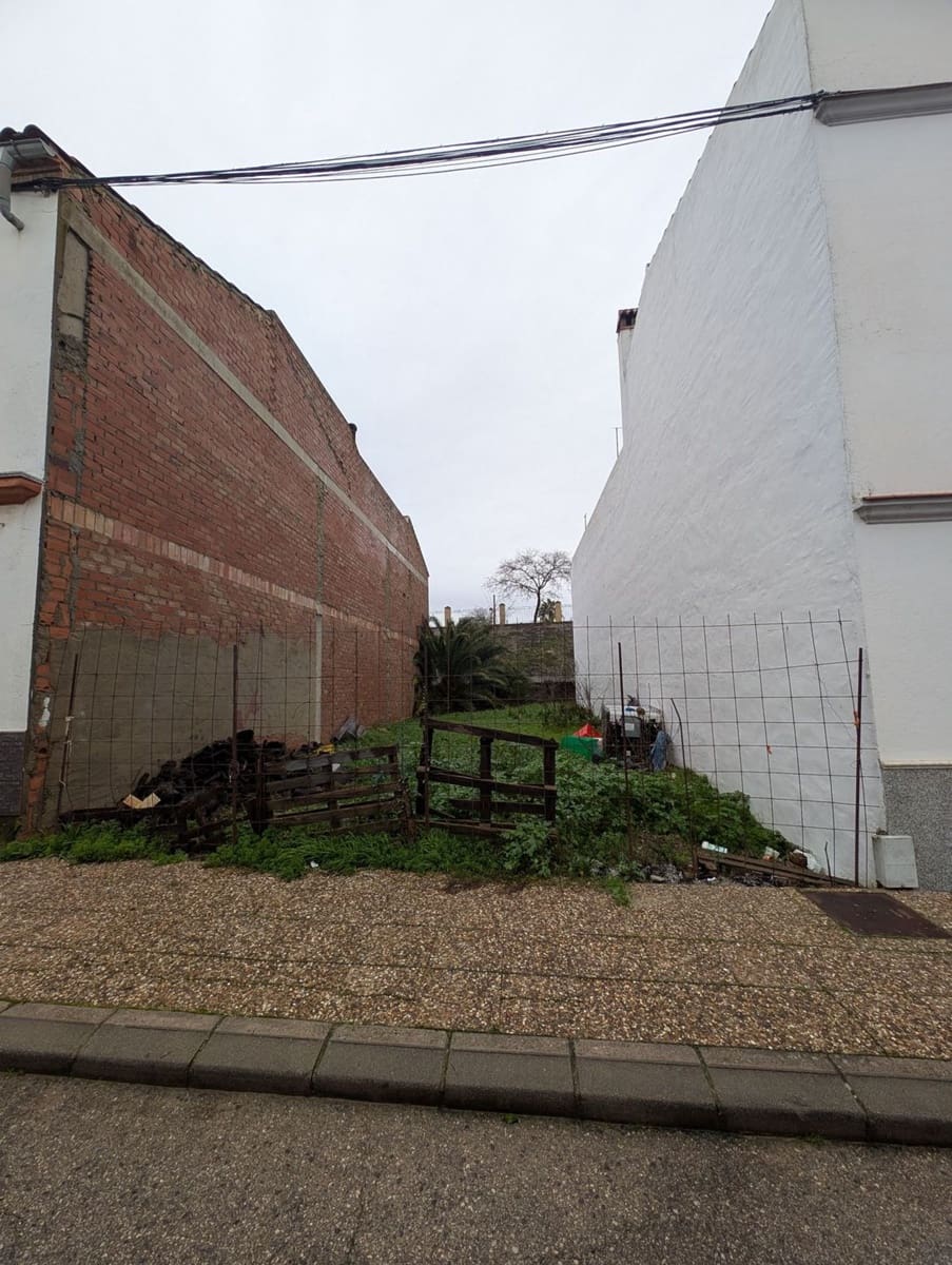 Mark till salu i Olvera - 48 000 € (Ref: 9654527)