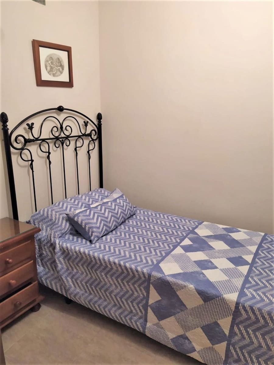 3 quarto Apartamento para arrendar em Ronda com garagem - 550 € (Ref: 9654528)