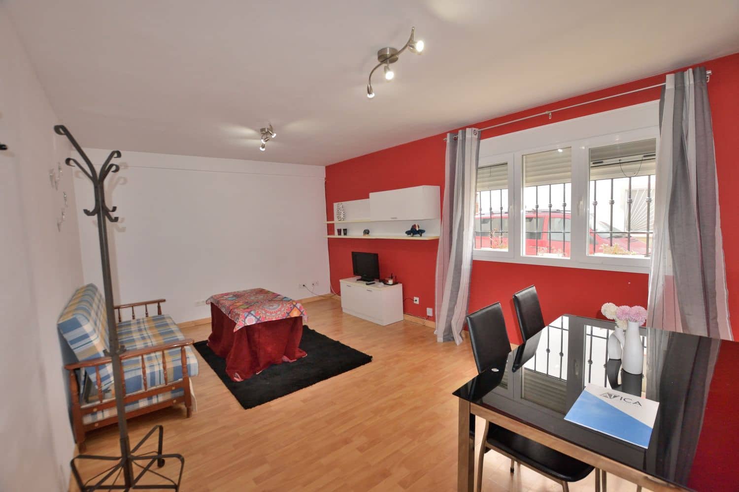 2 chambre Maison de Ville à vendre à Cuevas del Becerro avec garage - 87 000 € (Ref: 9658160)