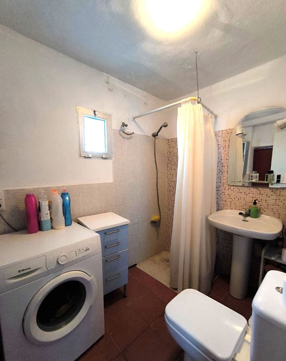 4 soveværelse Finca/Landehus til salg i Ronda med swimmingpool garage - € 228.000 (Ref: 9665651)