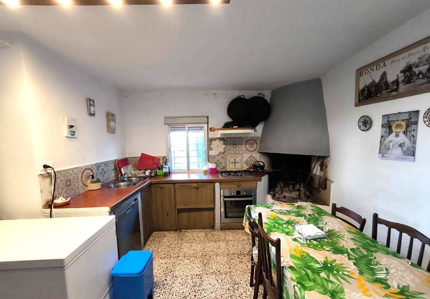 4 soveværelse Finca/Landehus til salg i Ronda med swimmingpool garage - € 228.000 (Ref: 9665651)