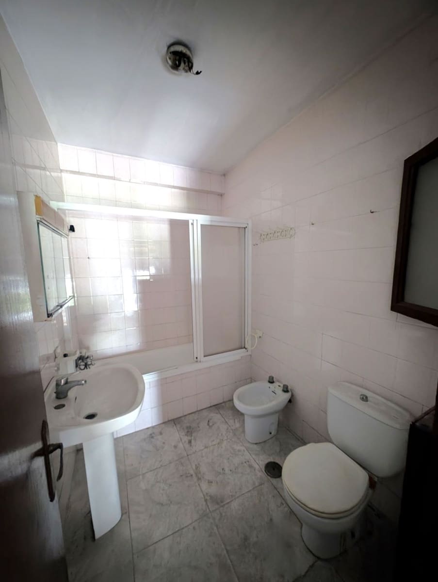 Garage for sale in Olvera - € 110,000 (Ref: 9694659)