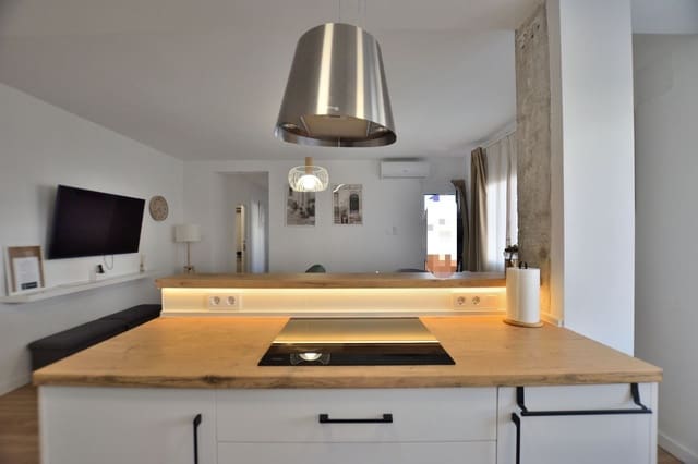 3 makuuhuone Huoneisto myytävänä paikassa Ronda mukana 
autotalli - 199 000 € (Ref: 9697948)