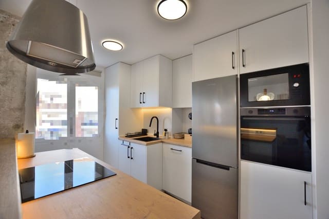 3 makuuhuone Huoneisto myytävänä paikassa Ronda mukana 
autotalli - 199 000 € (Ref: 9697948)