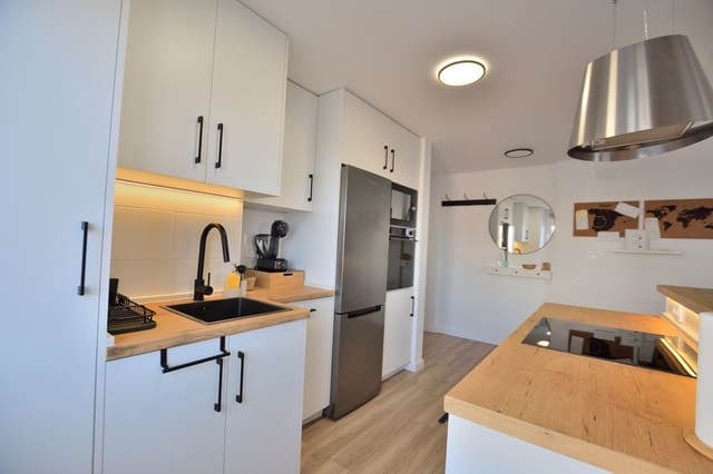 3 makuuhuone Huoneisto myytävänä paikassa Ronda mukana 
autotalli - 199 000 € (Ref: 9697948)