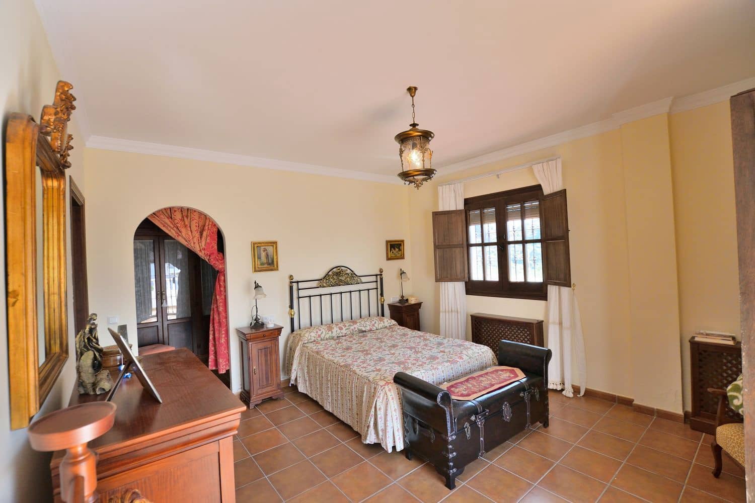 5 soverom Villa til salgs i Montejaque med garasje - € 399 000 (Ref: 9779971)