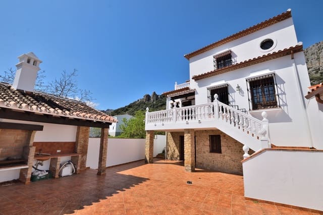 5 sypialnia Willa na sprzedaż w Montejaque z garażem - 399 000 € (Ref: 9779971)