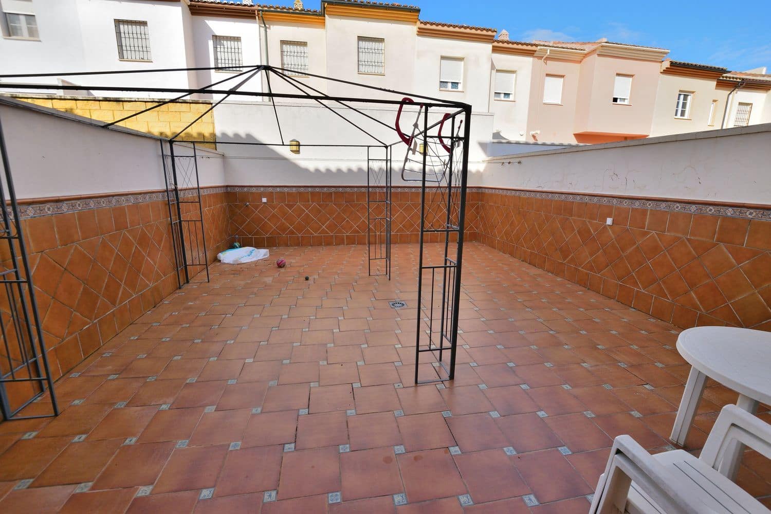 3 slaapkamer Huis te koop in Ronda met garage - € 239.000 (Ref: 9793850)