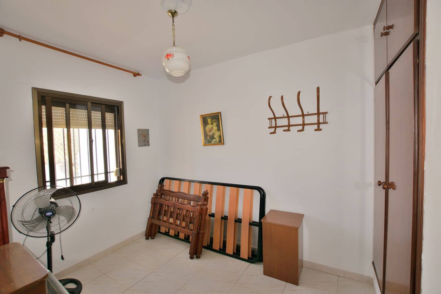 Casa de 2 habitaciones en Olvera en venta con garaje - 79.000 € (Ref: 9807527)