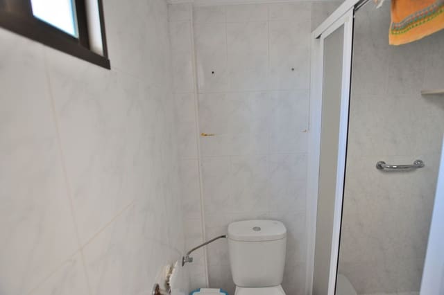 Casa de 2 habitaciones en Olvera en venta con garaje - 79.000 € (Ref: 9807527)