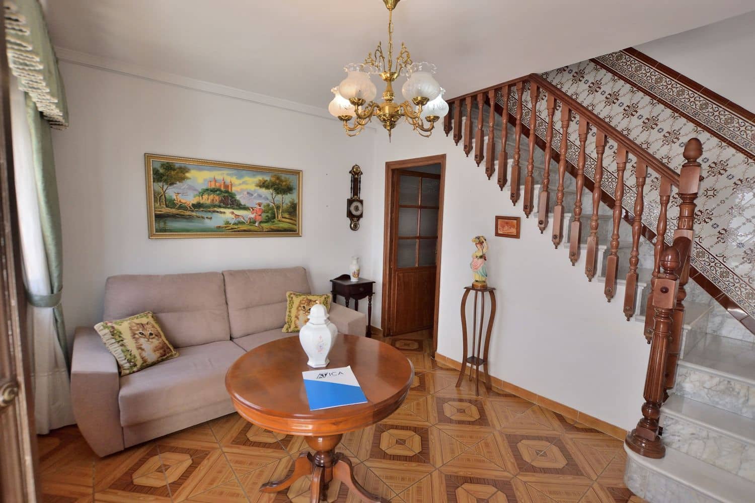 Casa de 2 habitaciones en Olvera en venta con garaje - 79.000 € (Ref: 9807527)