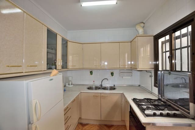 Casa de 2 habitaciones en Olvera en venta con garaje - 79.000 € (Ref: 9807527)