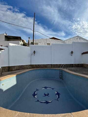 Chalet de 4 habitaciones en Arriate en venta con piscina garaje - 680.000 € (Ref: 9807528)
