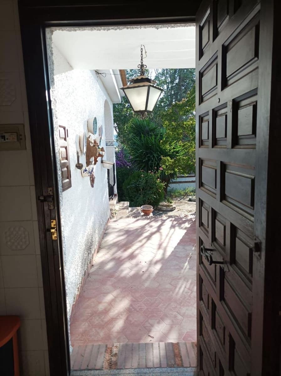 Chalet de 4 habitaciones en Arriate en venta con piscina garaje - 680.000 € (Ref: 9807528)