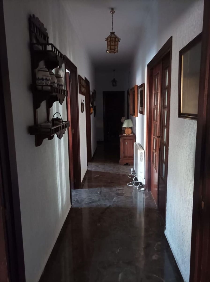 Chalet de 4 habitaciones en Arriate en venta con piscina garaje - 680.000 € (Ref: 9807528)