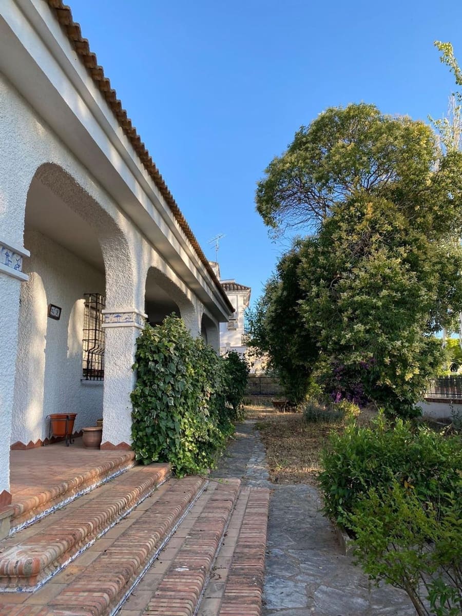Chalet de 4 habitaciones en Arriate en venta con piscina garaje - 680.000 € (Ref: 9807528)