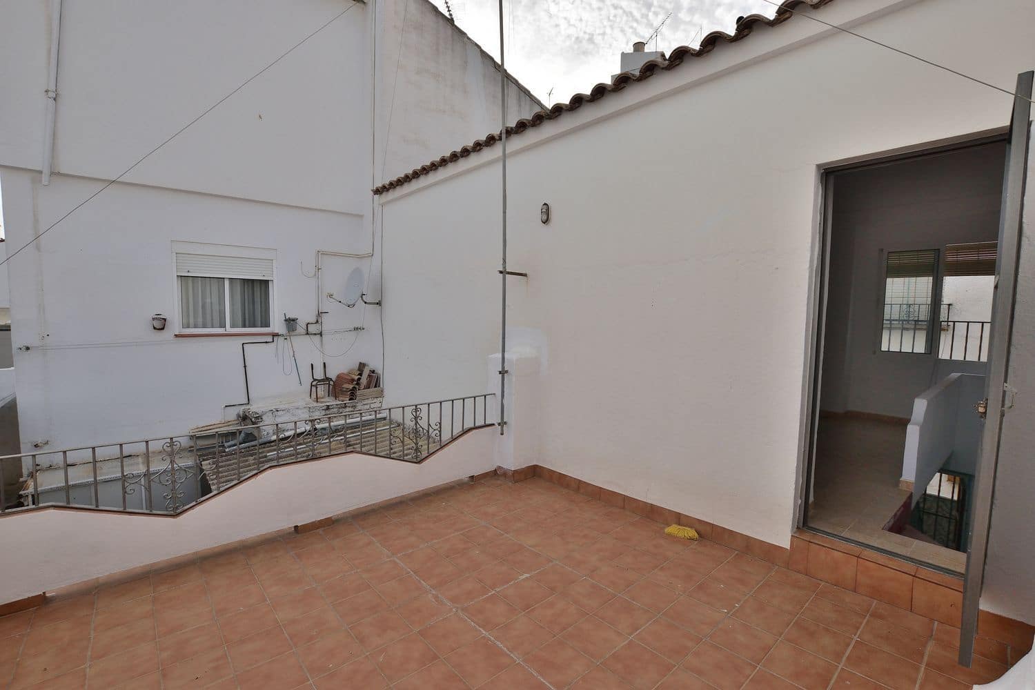 2 soverom Hus til salgs i Olvera med garasje - € 70 000 (Ref: 9816810)