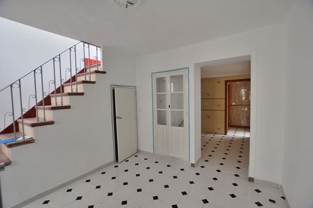2 soverom Hus til salgs i Olvera med garasje - € 70 000 (Ref: 9816810)