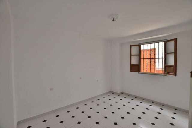 2 soverom Hus til salgs i Olvera med garasje - € 70 000 (Ref: 9816810)