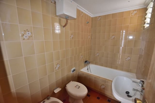 2 soverom Hus til salgs i Olvera med garasje - € 70 000 (Ref: 9816810)