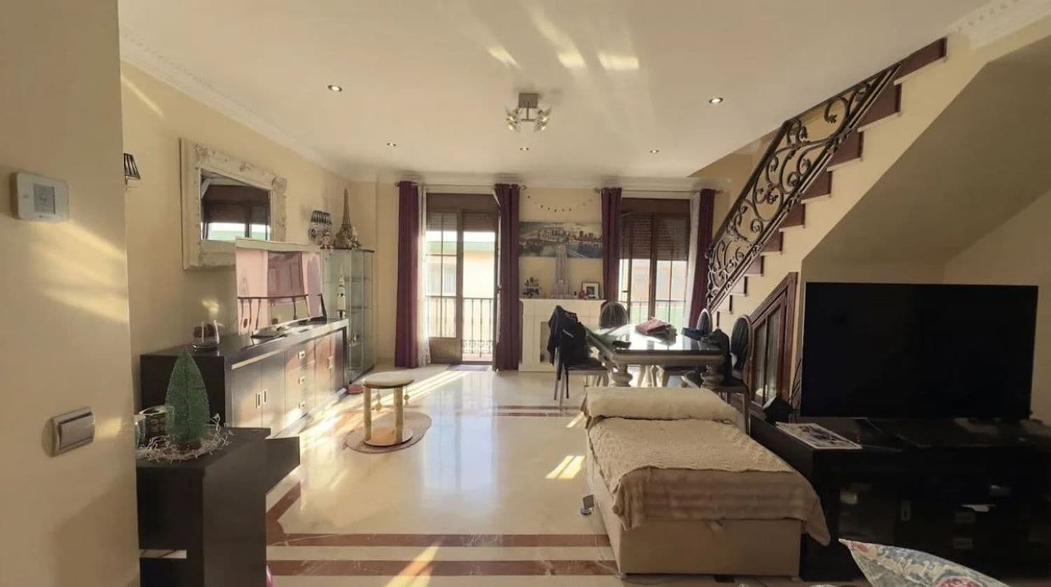4 chambre Appartement à vendre à Ronda avec garage - 370 000 € (Ref: 9824270)