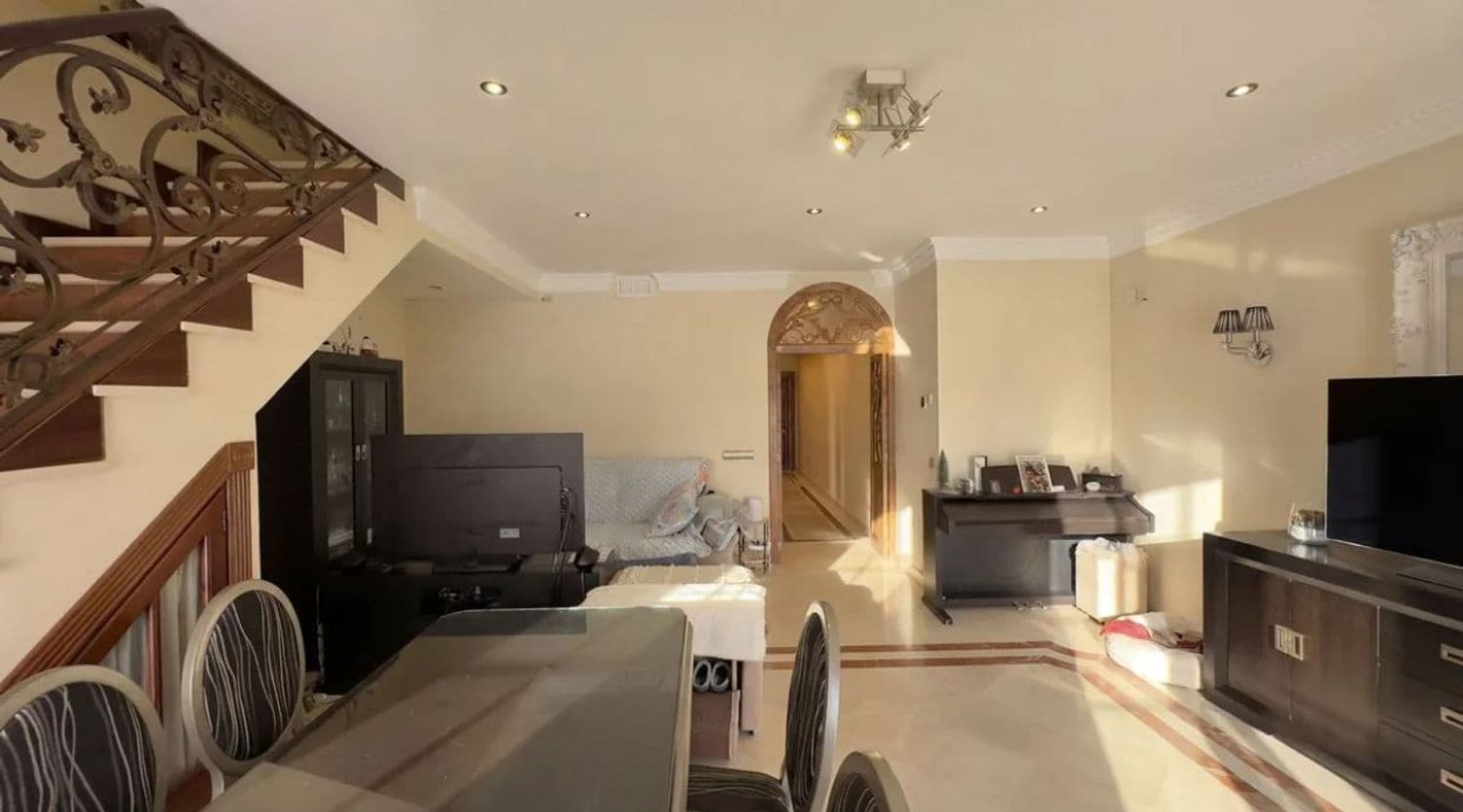 4 chambre Appartement à vendre à Ronda avec garage - 370 000 € (Ref: 9824270)