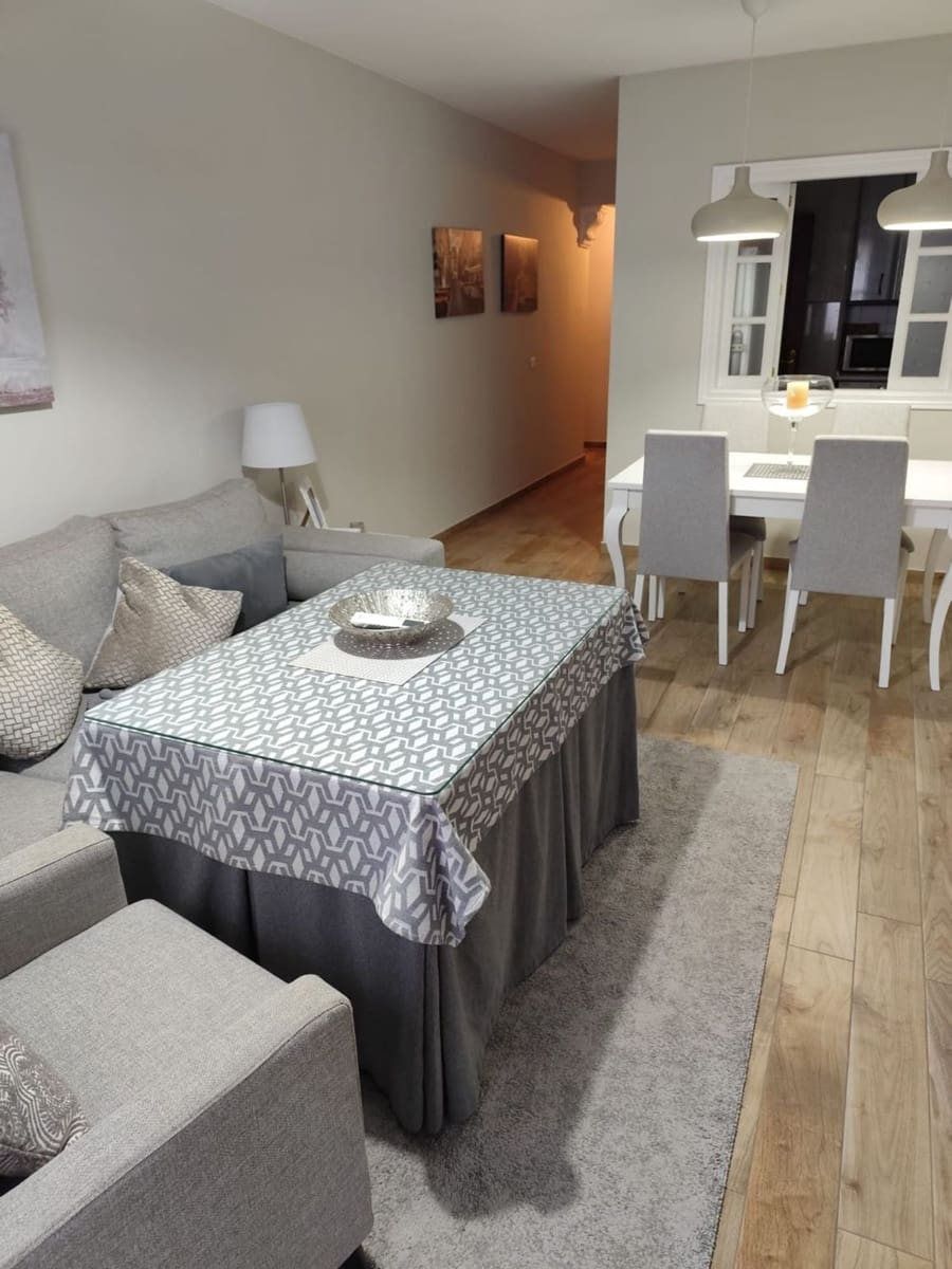 2 makuuhuone Huoneisto vuokrattavana paikassa Ronda mukana 
autotalli - 750 € (Ref: 9833206)