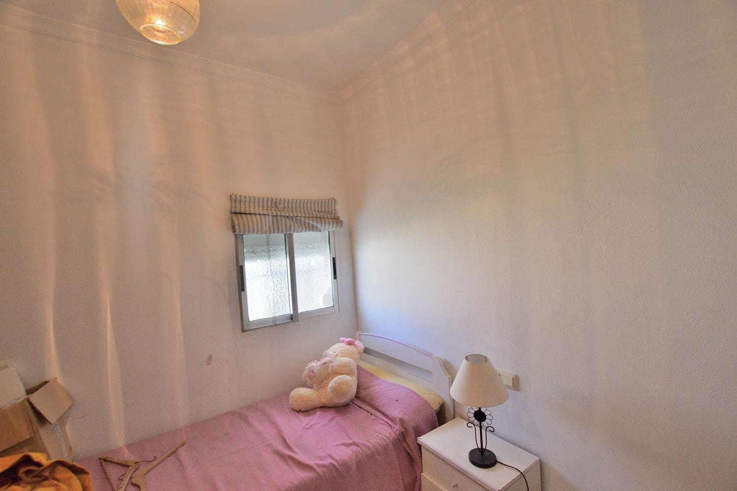 6 bedroom Townhouse for sale in Olvera with garage - € 85,000 (Ref: 9833207)