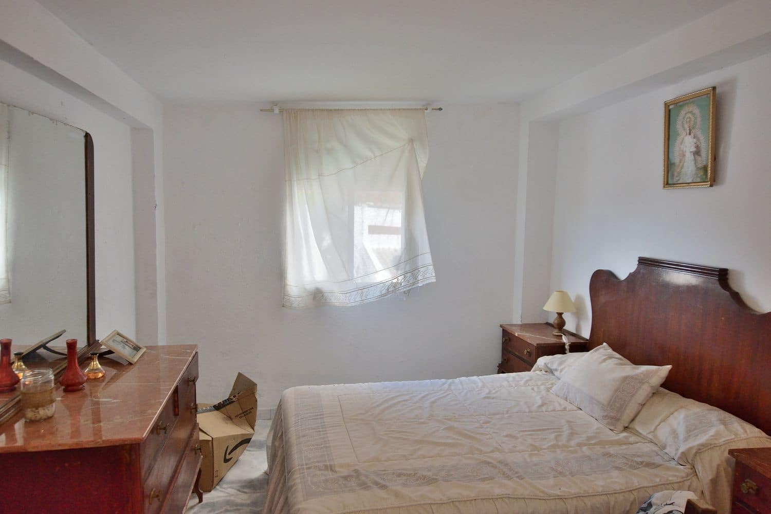 6 bedroom Townhouse for sale in Olvera with garage - € 85,000 (Ref: 9833207)