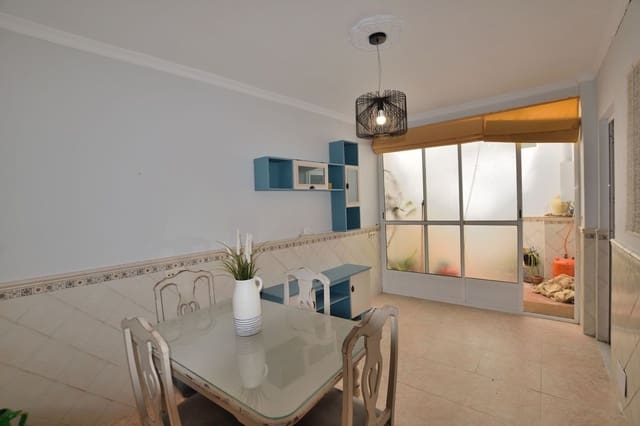 6 slaapkamer Huis te koop in Olvera met garage - € 85.000 (Ref: 9833207)