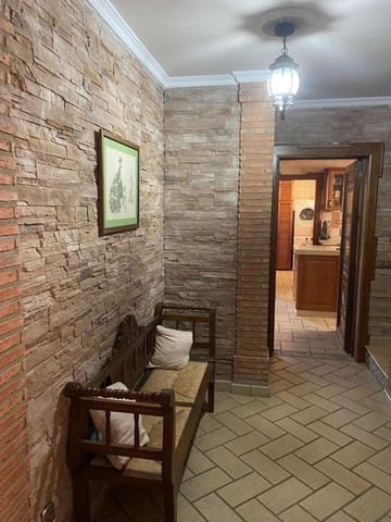 5 sypialnia Willa na sprzedaż w Arriate z basenem garażem - 375 000 € (Ref: 9842001)