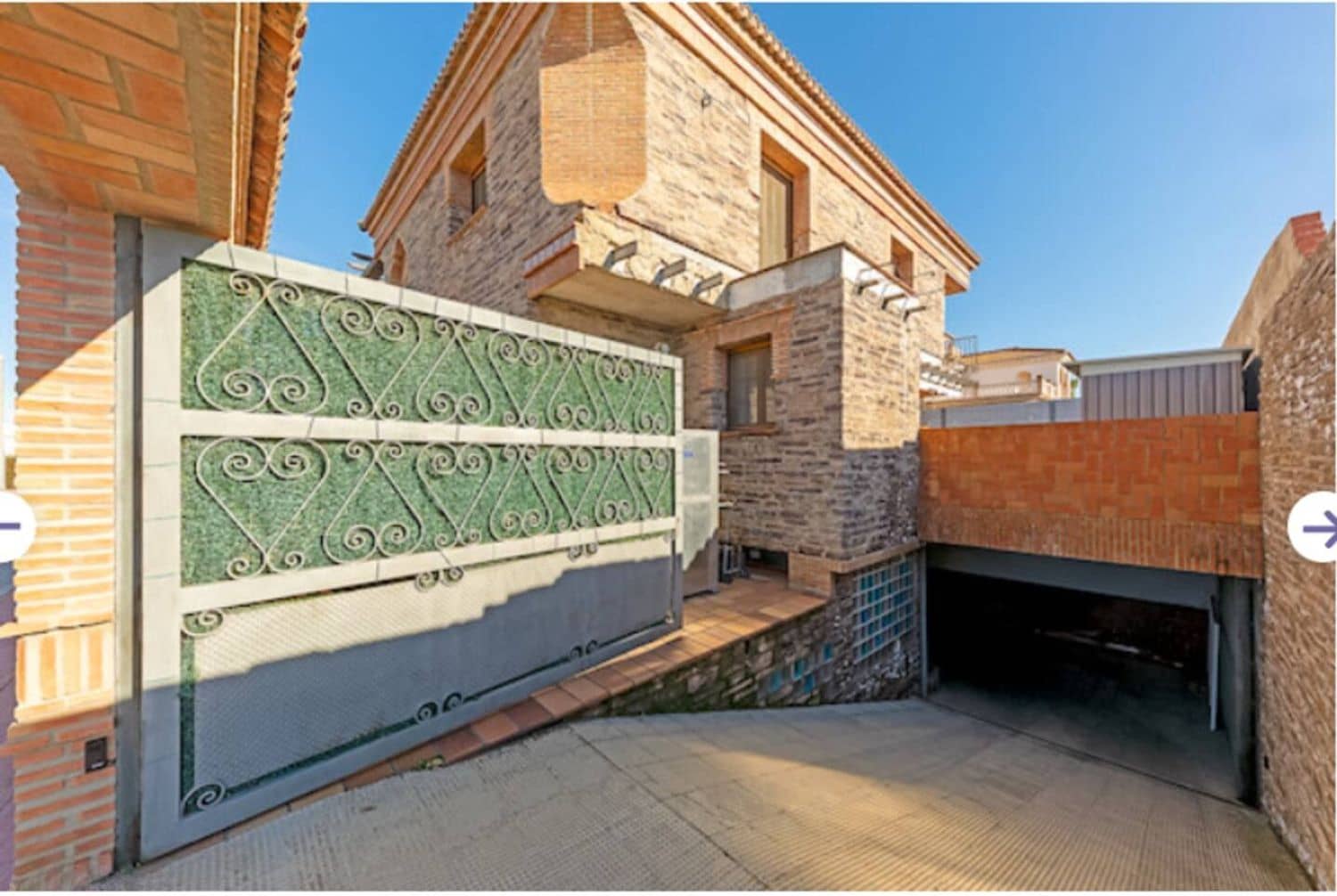 5 sypialnia Willa na sprzedaż w Arriate z basenem garażem - 375 000 € (Ref: 9842001)
