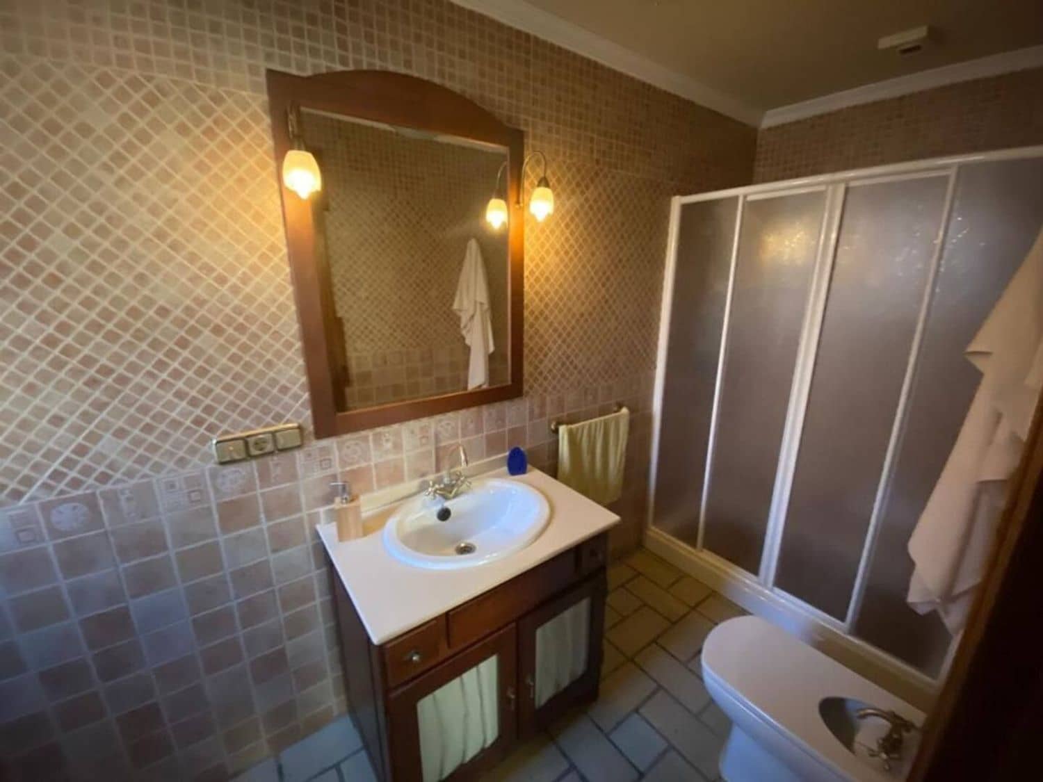 5 sypialnia Willa na sprzedaż w Arriate z basenem garażem - 375 000 € (Ref: 9842001)