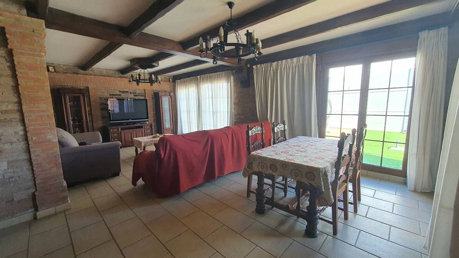 5 sypialnia Willa na sprzedaż w Arriate z basenem garażem - 375 000 € (Ref: 9842001)