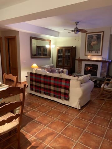 2 bedroom Finca/Country House for rent in Ronda with garage - € 650 (Ref: 9859043)