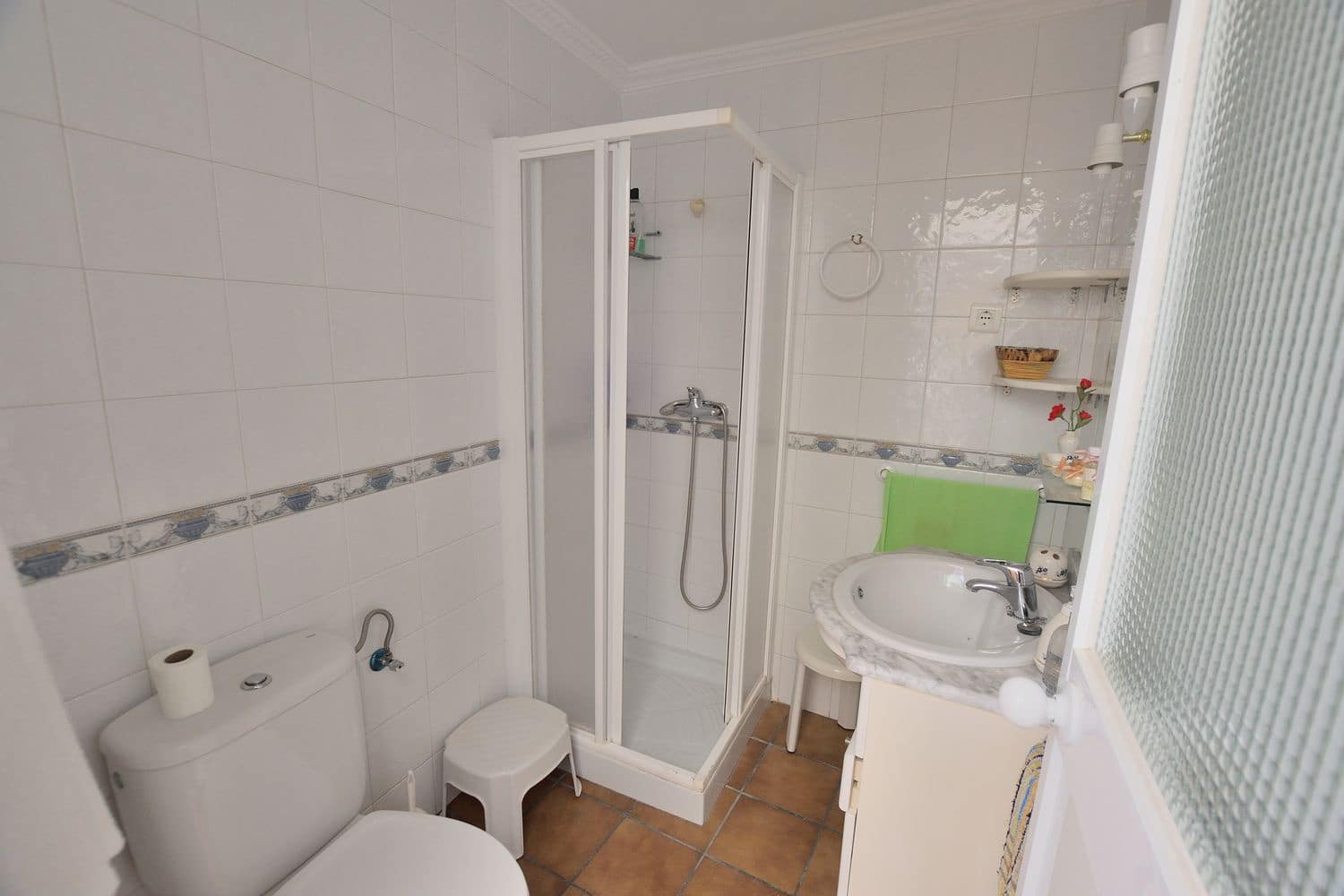5 bedroom Townhouse for sale in Olvera with garage - € 125,000 (Ref: 9863995)